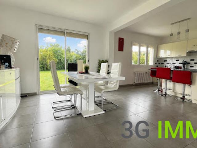 Vente Maison 6 pièces 120 m2 Septeuil