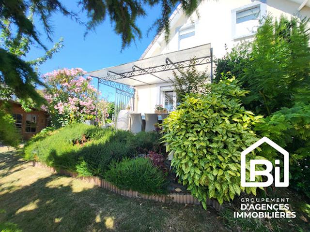 Vente Maison 6 pièces 121 m2 Douvres la Délivrande