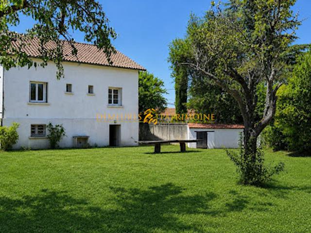 Vente Maison 6 pièces 122 m2 Angouleme