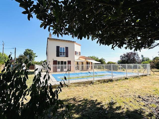 Vente Maison 6 pièces 122 m2 Chatellerault
