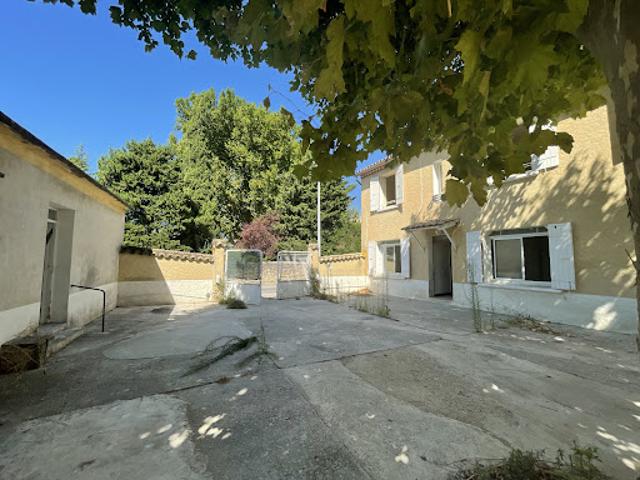 Vente Maison 6 pièces 123 m2 Camaret sur Aigues