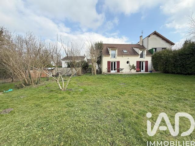Vente Maison 6 pièces 134 m2 Santeny