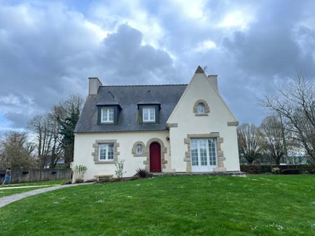 Vente Maison 6 pièces 134 m2 Spézet