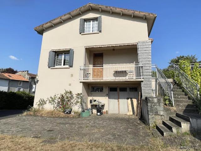 Vente Maison 6 pièces 134.5 m2 Confolens