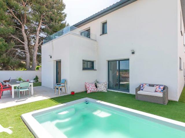 Vente Maison 6 pièces 135 m2 Meze