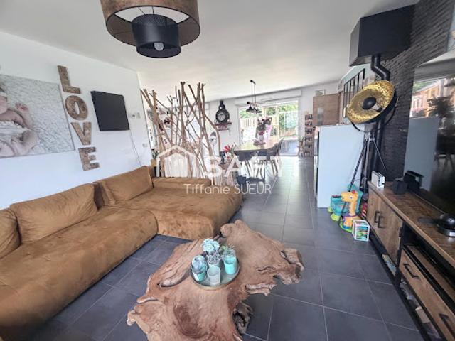 Vente Maison 6 pièces 135 m2 Estevelles