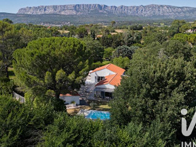 Vente Maison 6 pièces 135 m2 Peynier