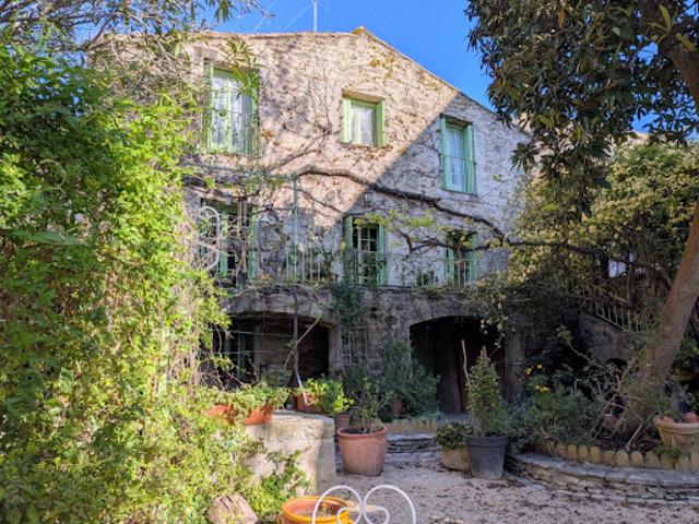 Vente Maison 6 pièces 135 m2 Pezenas