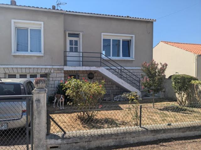 Vente Maison 6 pièces 135 m2 Saintes