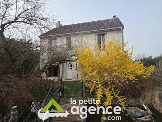 Vente Maison 6 pièces 135 m2 Vierzon