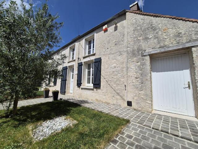 Vente Maison 6 pièces 136 m2 Jouy le Châtel