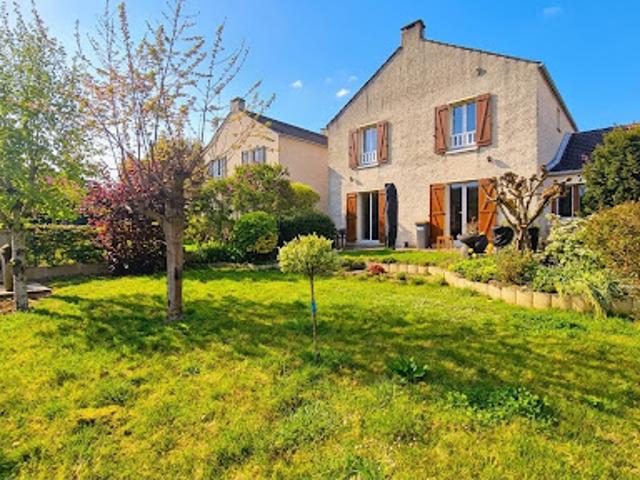 Vente Maison 6 pièces 136 m2 Jouy le Moutier