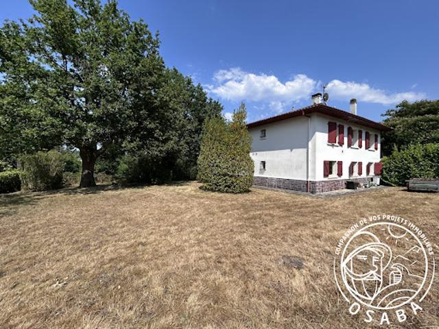 Vente Maison 6 pièces 136 m2 Larressore