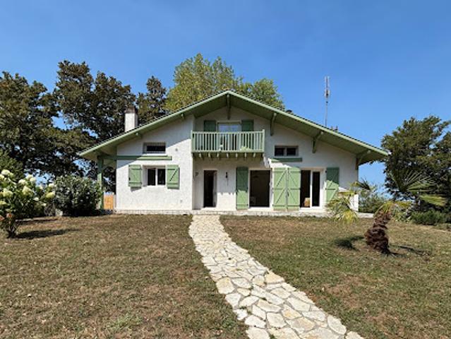 Vente Maison 6 pièces 136 m2 Pomarez
