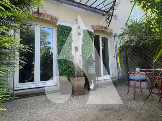 Vente Maison 6 pièces 136 m2 Saint Gratien