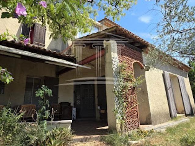 Vente Maison 6 pièces 137 m2 Montfavet