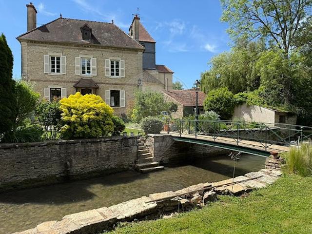 Vente Maison 6 pièces 137 m2 Beaune