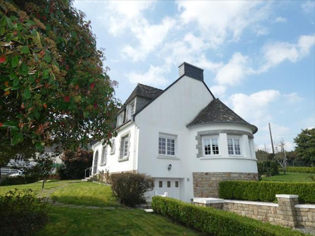 Vente Maison 6 pièces 137 m2 Châteauneuf du Faou
