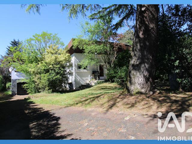 Vente Maison 6 pièces 137 m2 Ussac