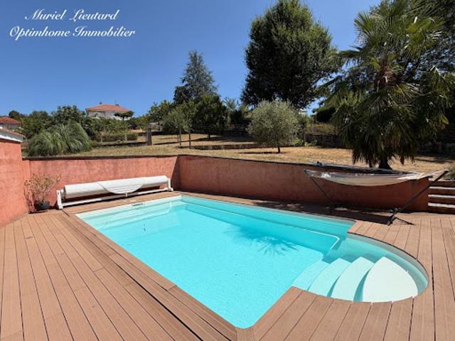 Vente Maison 6 pièces 138 m2 Decazeville
