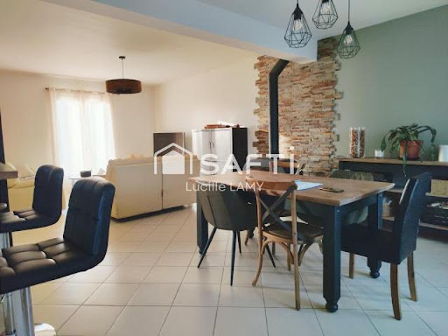Vente Maison 6 pièces 138 m2 Forges les Eaux