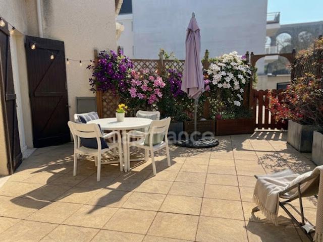Vente Maison 6 pièces 138 m2 Issy les Moulineaux
