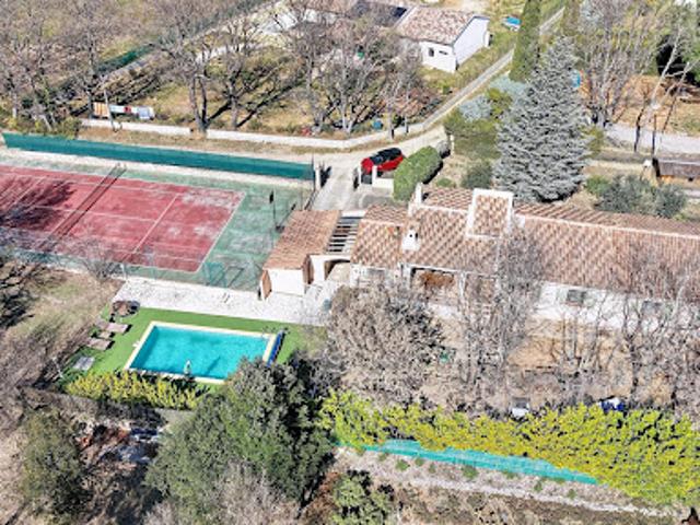 Vente Maison 6 pièces 138 m2 Régusse