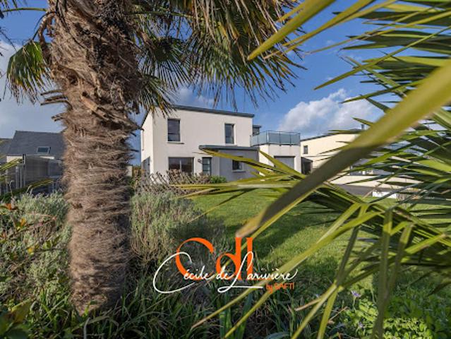 Vente Maison 6 pièces 138 m2 Roscoff
