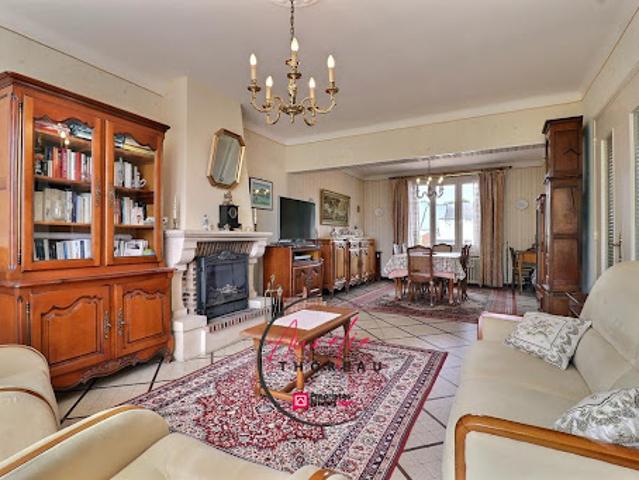 Vente Maison 6 pièces 138.8 m2 Artenay