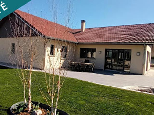 Vente Maison 6 pièces 139 m2 Amancey