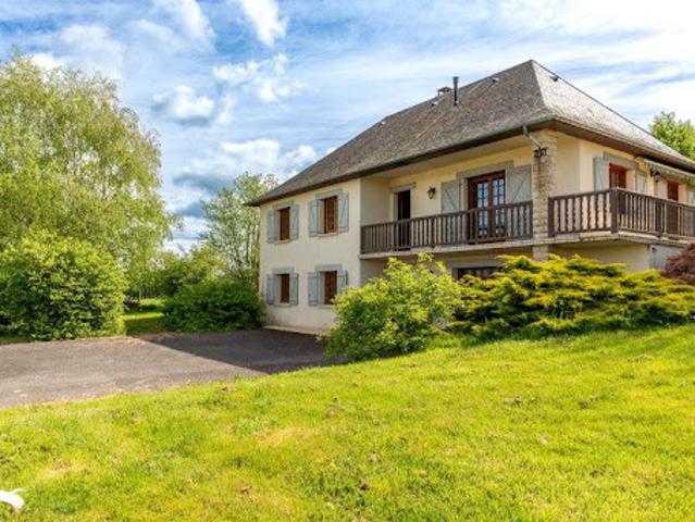 Vente Maison 6 pièces 139.04 m2 Uzerche