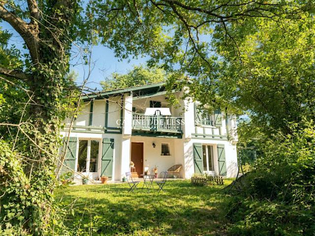 Vente Maison 6 pièces 130 m2 Mouguerre