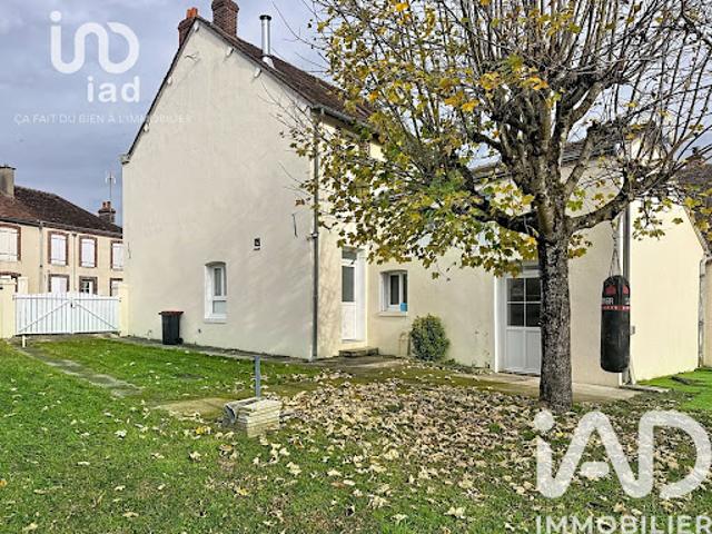 Vente Maison 6 pièces 130 m2 Saint germain des pres