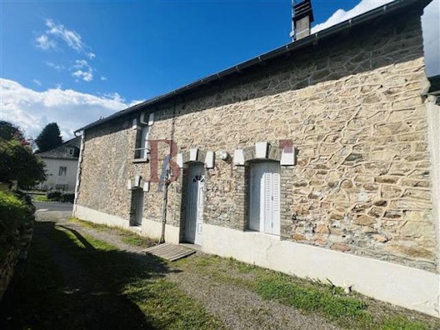 Vente Maison 6 pièces 130 m2 Sainte Fortunade
