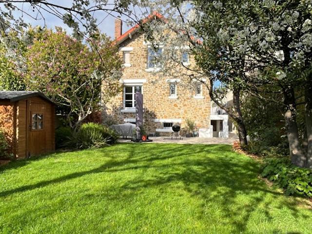 Vente Maison 6 pièces 130 m2 Savigny sur Orge