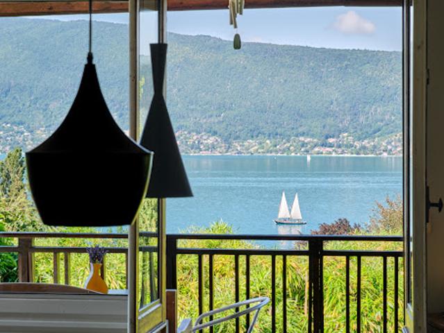 Vente Maison 6 pièces 130 m2 Veyrier du Lac