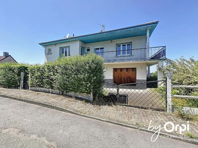 Vente Maison 6 pièces 131 m2 Montaigut en combraille