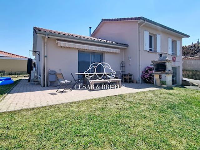 Vente Maison 6 pièces 131 m2 Vaux en Beaujolais
