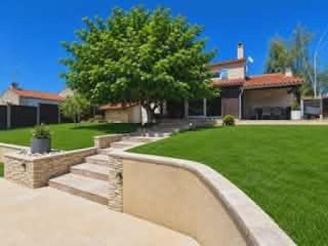 Vente Maison 6 pièces 132 m2 Castres