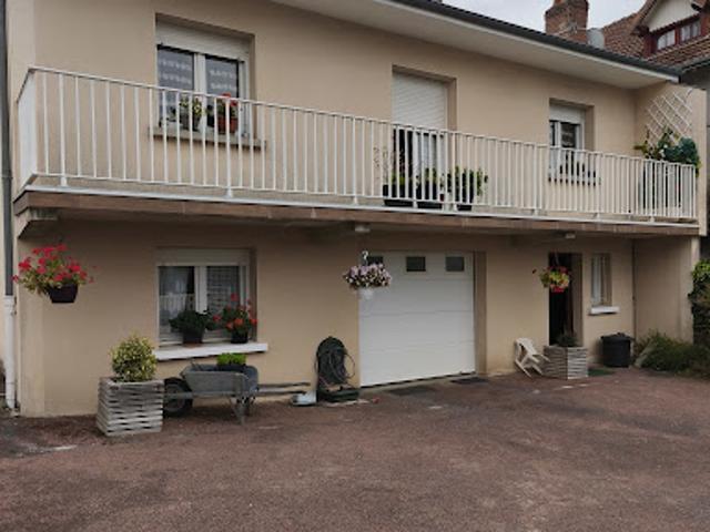 Vente Maison 6 pièces 132 m2 Saint Yrieix la Perche