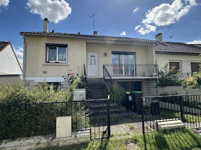 Vente Maison 6 pièces 132 m2 Sainte genevieve des bois