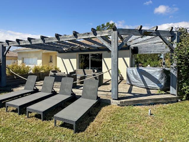 Vente Maison 6 pièces 133 m2 Ares