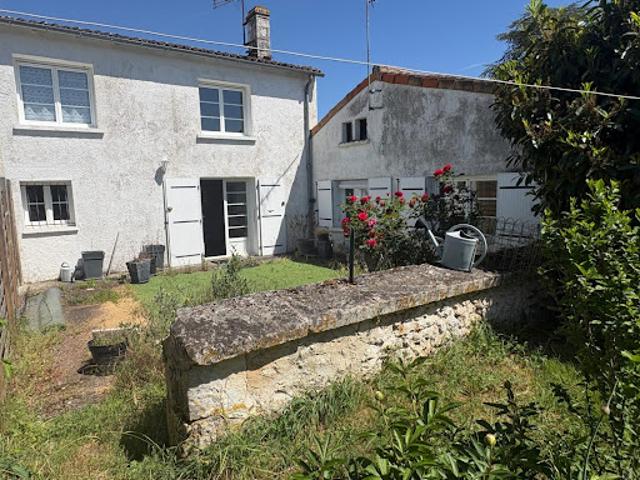 Vente Maison 6 pièces 133 m2 Saintes
