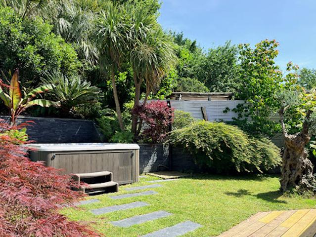 Vente Maison 6 pièces 144 m2 Bayonne