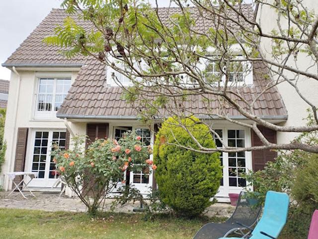 Vente Maison 6 pièces 144 m2 Breuillet