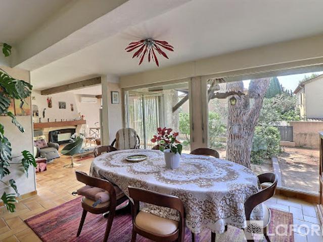 Vente Maison 6 pièces 144 m2 Hyeres