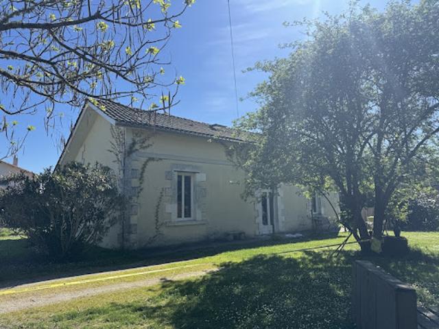Vente Maison 6 pièces 144 m2 Saint Aigulin