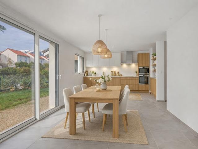Vente Maison 6 pièces 144 m2 Saint Genis Pouilly