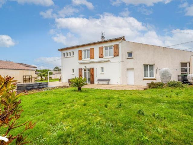 Vente Maison 6 pièces 145 m2 Montroy