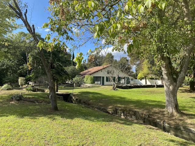 Vente Maison 6 pièces 145 m2 Dax